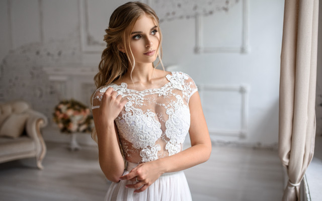 Woman white dress room couch free wallpaper for desktop - medium preview image