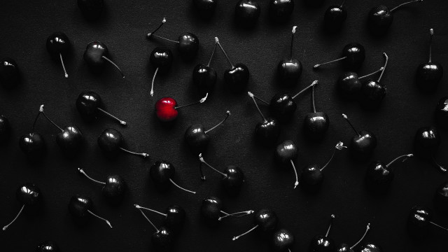 Black red pins red ball free wallpaper for desktop - medium preview image