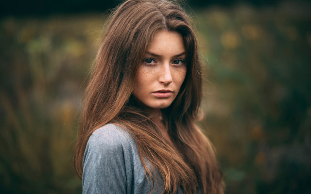 Eszter mattioni portrait bokeh outdoors free wallpaper for desktop - medium preview image