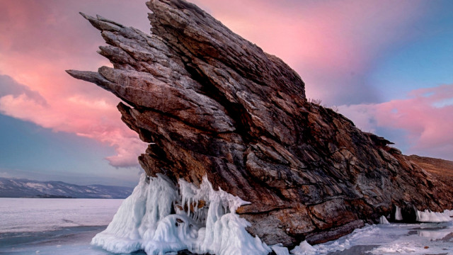 Large rock ice landscape sunset free wallpaper for desktop - medium preview image