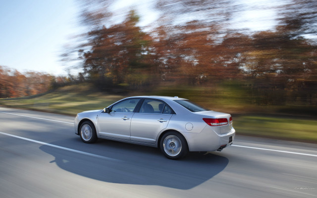 Silver car fall forest motion free wallpaper for desktop - medium preview image