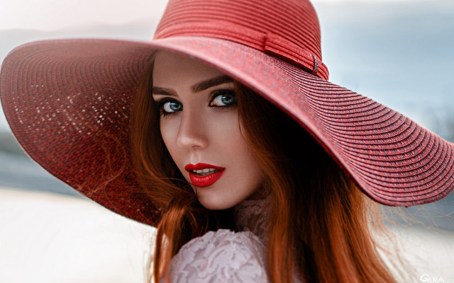 Woman red hat red lipstick free wallpaper for desktop - medium preview image