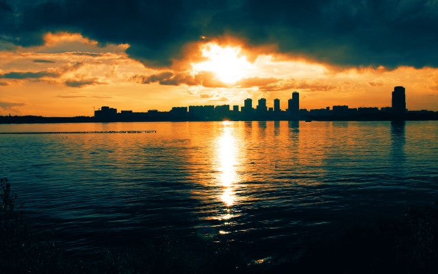 Sunset city water mountains bridge free wallpaper for desktop - medium preview image