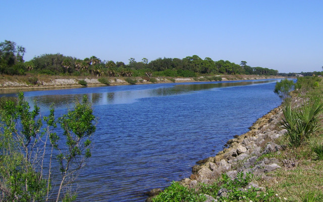 River rocks trees panorama nature free wallpaper for desktop - medium preview image