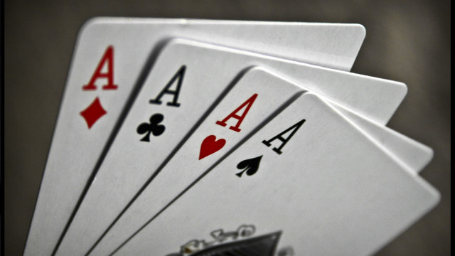 Four a kind playing cards free wallpaper for desktop - medium preview image