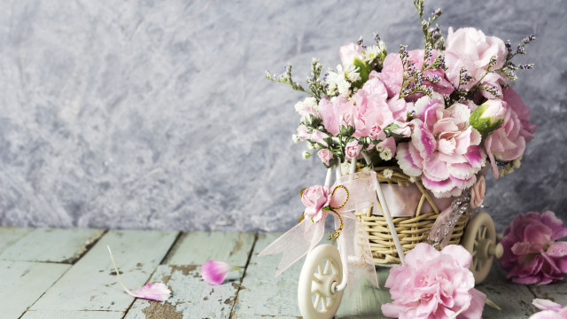 Basket flowers wheel stilllife pink free wallpaper for desktop - medium preview image