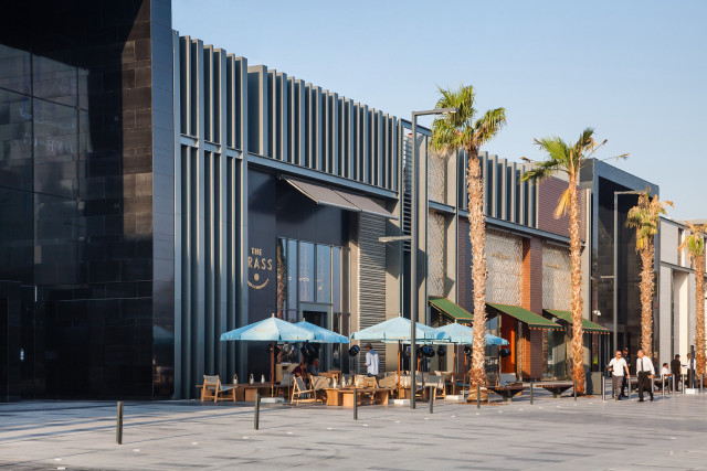 Building palm trees outdoor cityscape free wallpaper for desktop - medium preview image