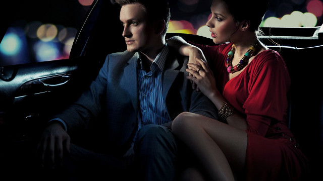 Night car portrait fashion pearl free wallpaper for desktop - medium preview image