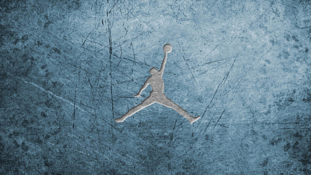 Person jumping tennis racket blue free wallpaper for desktop - medium preview image