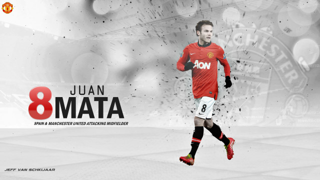 Man red shirt running soccer #3 free wallpaper for desktop - medium preview image
