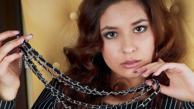 Woman chains jewelry gothic portrait free wallpaper for desktop - medium preview image