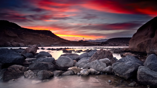 Rocky beach sunset red sky free wallpaper for desktop - medium preview image