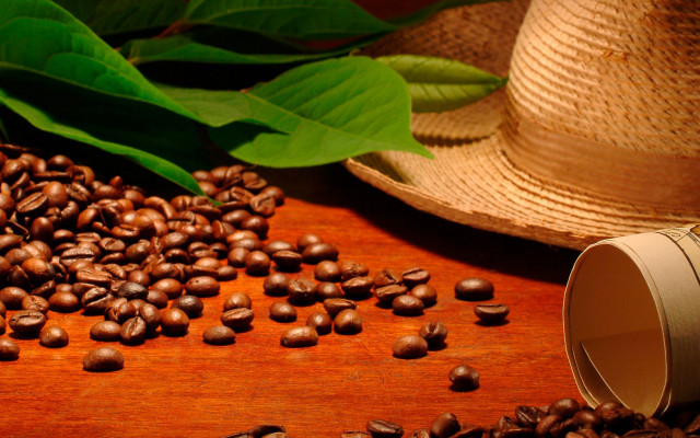 Wooden table coffee beans hat free wallpaper for desktop - medium preview image