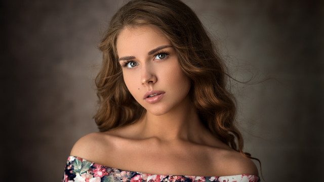 Woman long hair floral dress free wallpaper for desktop - medium preview image