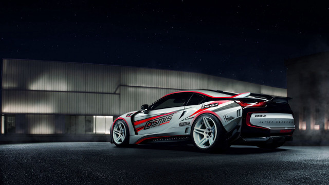 Sports car night city lights free wallpaper for desktop - medium preview image