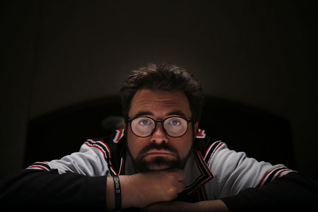 Man glasses jacket serious look free wallpaper for desktop - medium preview image