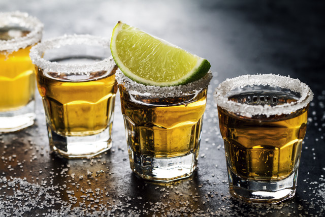 Three glasses lime sugar beer free wallpaper for desktop - medium preview image