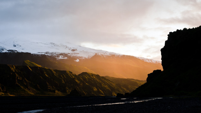 Mountain snow top stream sky free wallpaper for desktop - medium preview image