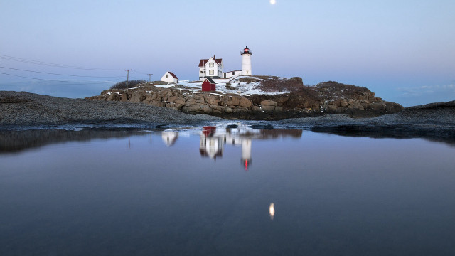 Lighthouse rocky island moon water free wallpaper for desktop - medium preview image