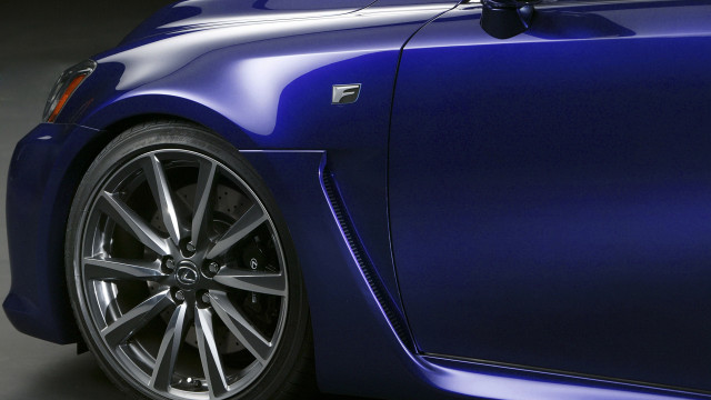 Blue sports car black rim free wallpaper for desktop - medium preview image