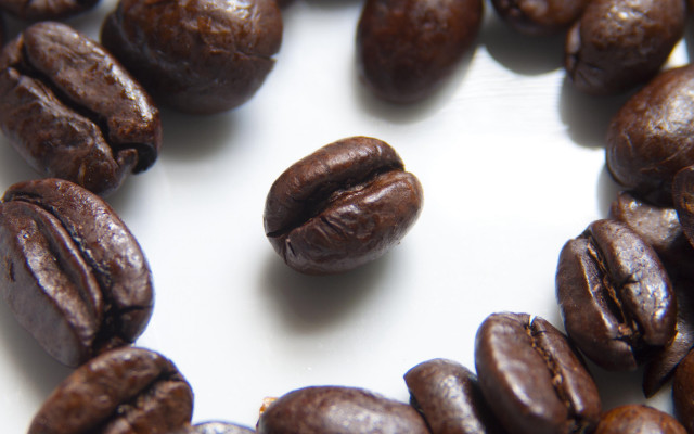 Coffee beans closeup photorealistic hyperrealism free wallpaper for desktop - medium preview image