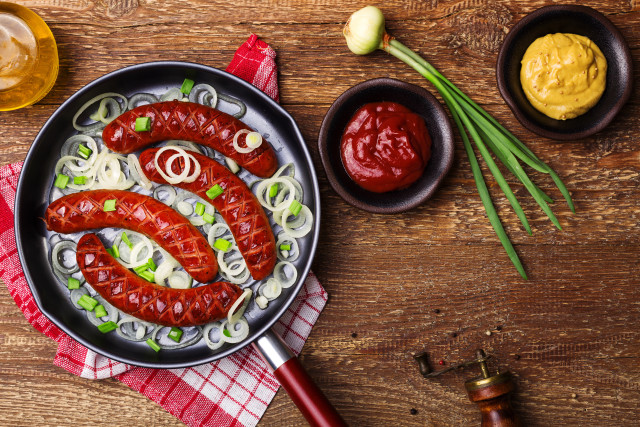 Hot dogs mustard ketchup food free wallpaper for desktop - medium preview image