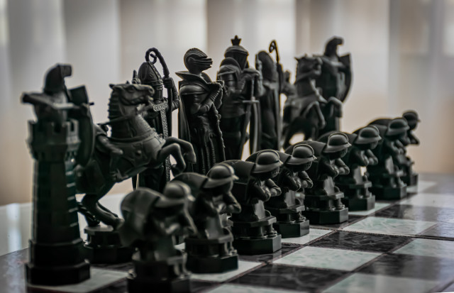 Chess figurines ambient occlusion shallow free wallpaper for desktop - medium preview image