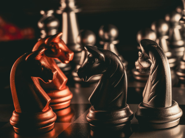 Chess horse armor raytracing blurry free wallpaper for desktop - medium preview image