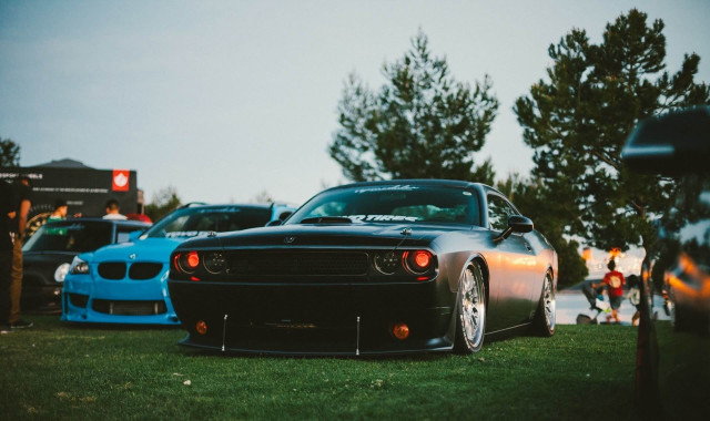 Car field people scenery sinister free wallpaper for desktop - medium preview image