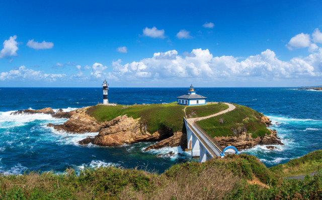 Lighthouse island ocean panoramic blue free wallpaper for desktop - medium preview image