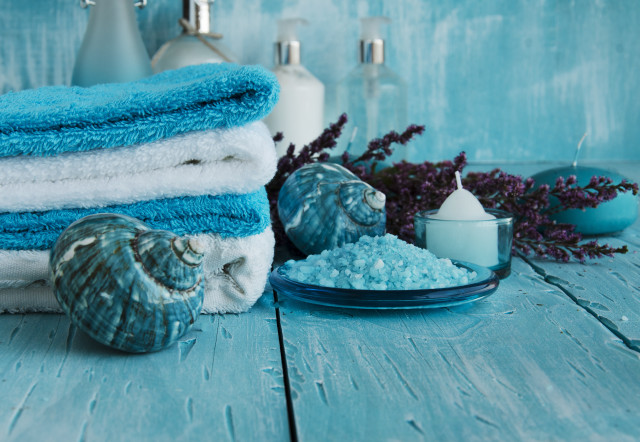 Blue towels sea shells lotion free wallpaper for desktop - medium preview image
