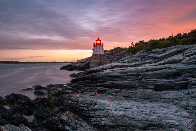 Lighthouse rocky shore sunset water #4 free wallpaper for desktop - medium preview image