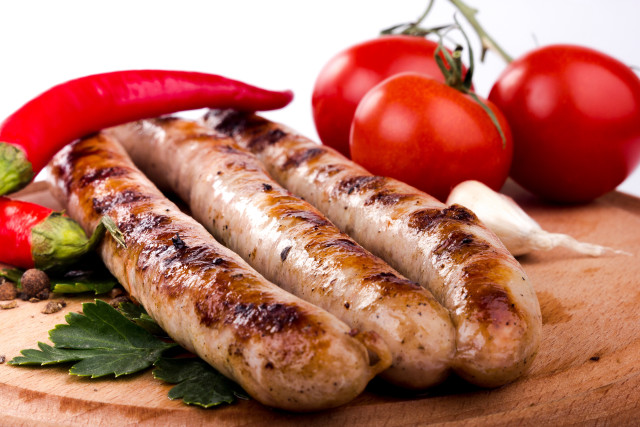 Sausages tomatoes peppers wooden board free wallpaper for desktop - medium preview image
