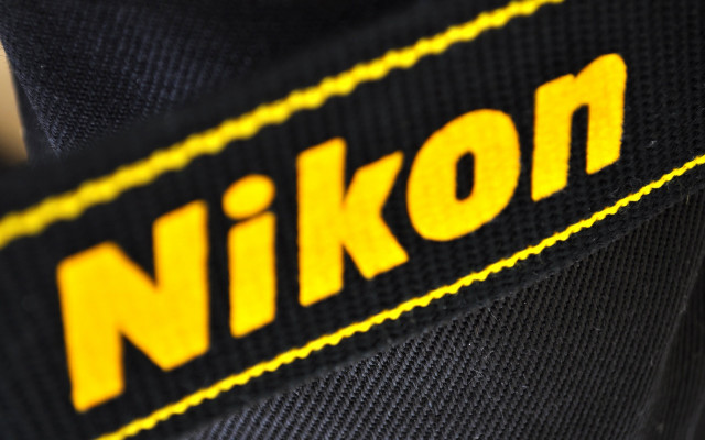 Nikon jersey yellow stripe macro free wallpaper for desktop - medium preview image