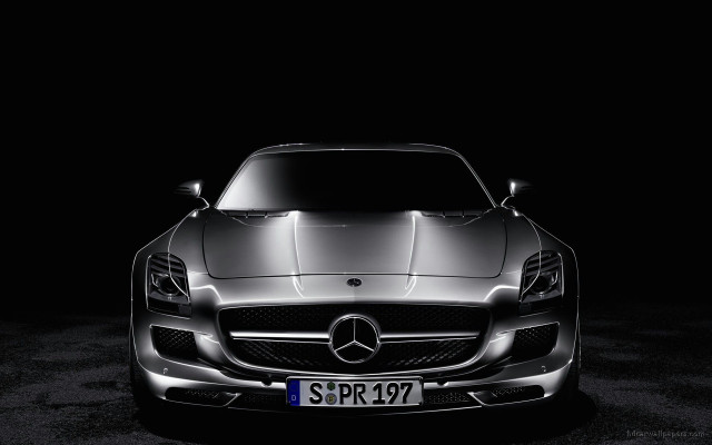 Silver car dark room license free wallpaper for desktop - medium preview image