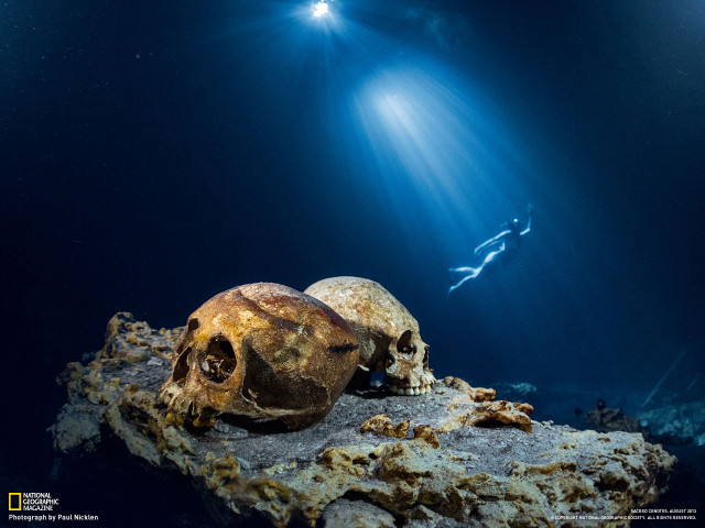Skulls rock water scuba diver free wallpaper for desktop - medium preview image
