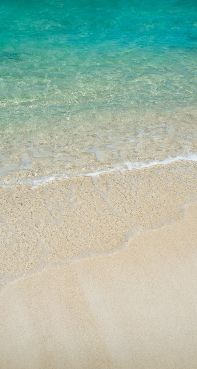 Beach blue ocean white sand free wallpaper for mobile - medium preview image