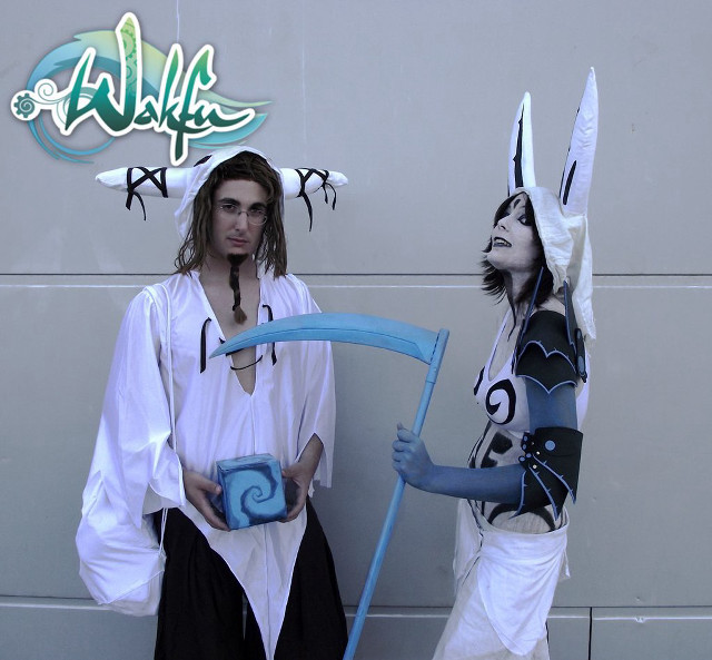 Costumed couple blue object white free wallpaper for tablet - medium preview image