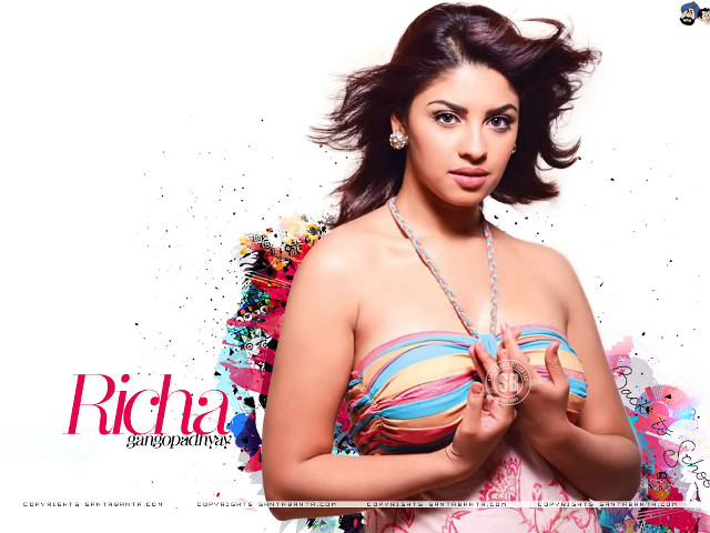 Colorful dress woman necklace pose free wallpaper for desktop - medium preview image