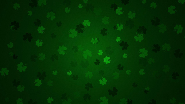 Green background shamrocks st patricks free wallpaper for desktop - medium preview image