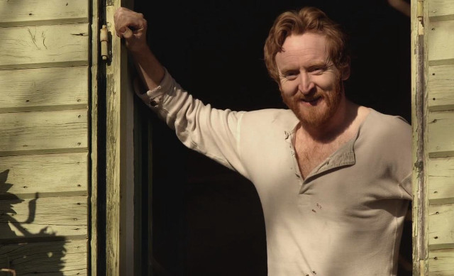 Man beard glasses doorway arms free wallpaper for desktop - medium preview image