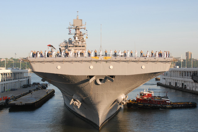 Large ship people tugboat cityscape free wallpaper for desktop - medium preview image