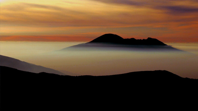Mountain cloud sky hills background free wallpaper for desktop - medium preview image