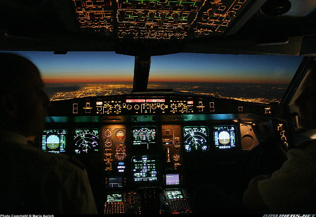 Cockpit night lights view image free wallpaper for desktop - medium preview image