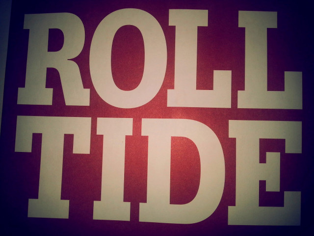 Roll tide sign closeup black free wallpaper for desktop - medium preview image