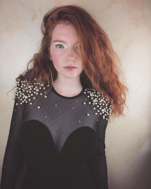 Redhair woman blacktop silverstuds barbizon free wallpaper for mobile - medium preview image