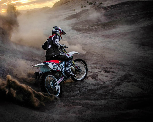 Dirt bike mountain track sunset free wallpaper for desktop - medium preview image