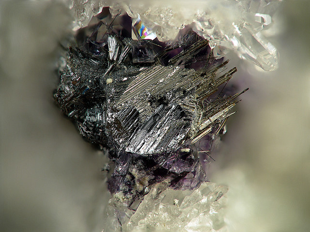 Close up rock crystals water free wallpaper for desktop - medium preview image