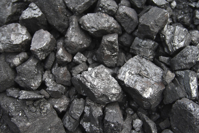 Coal pile black white incoherent free wallpaper for desktop - medium preview image