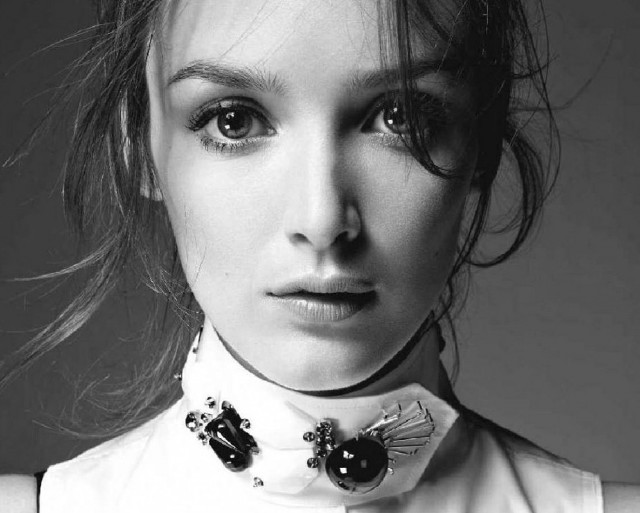 Woman white shirt bow tie free wallpaper for desktop - medium preview image